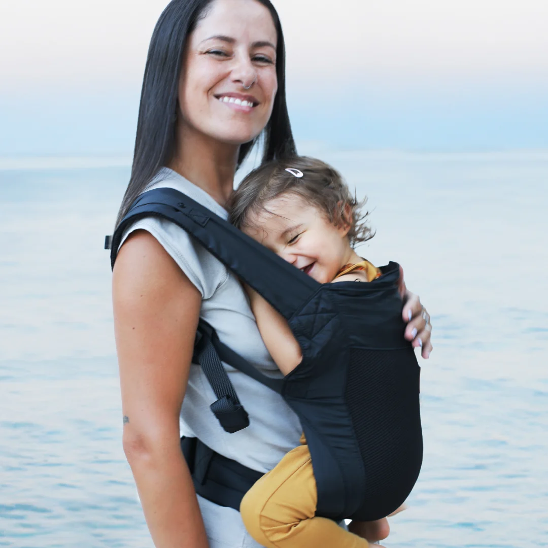 Kangura portabebés Mochila portabebés ultraligera Beco Fly Black